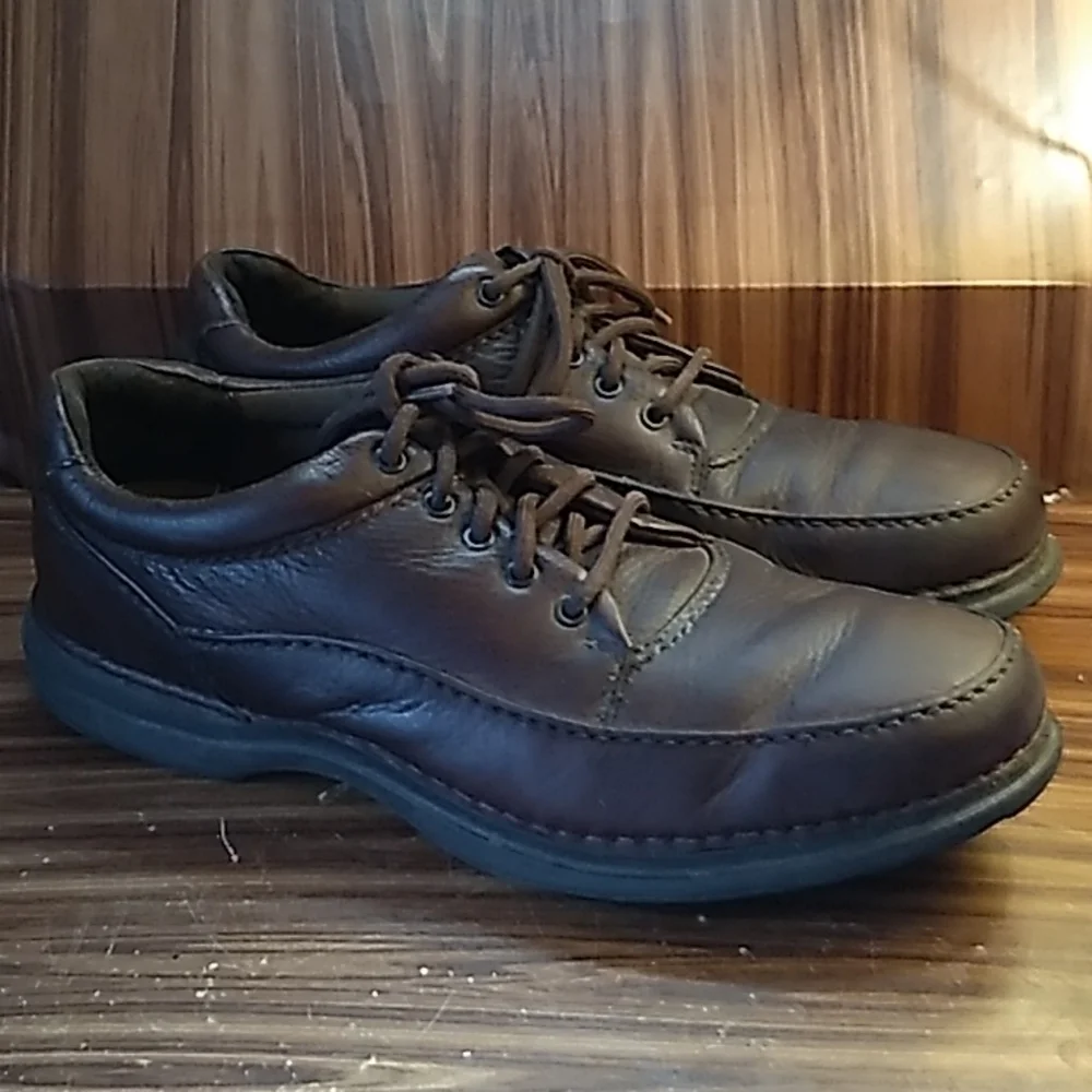 Rockport mens brown lace up 11w 👞shoes